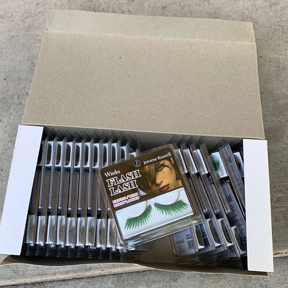 Box of Halloween green lashes flash lash! By winks Exotic party Emo rave